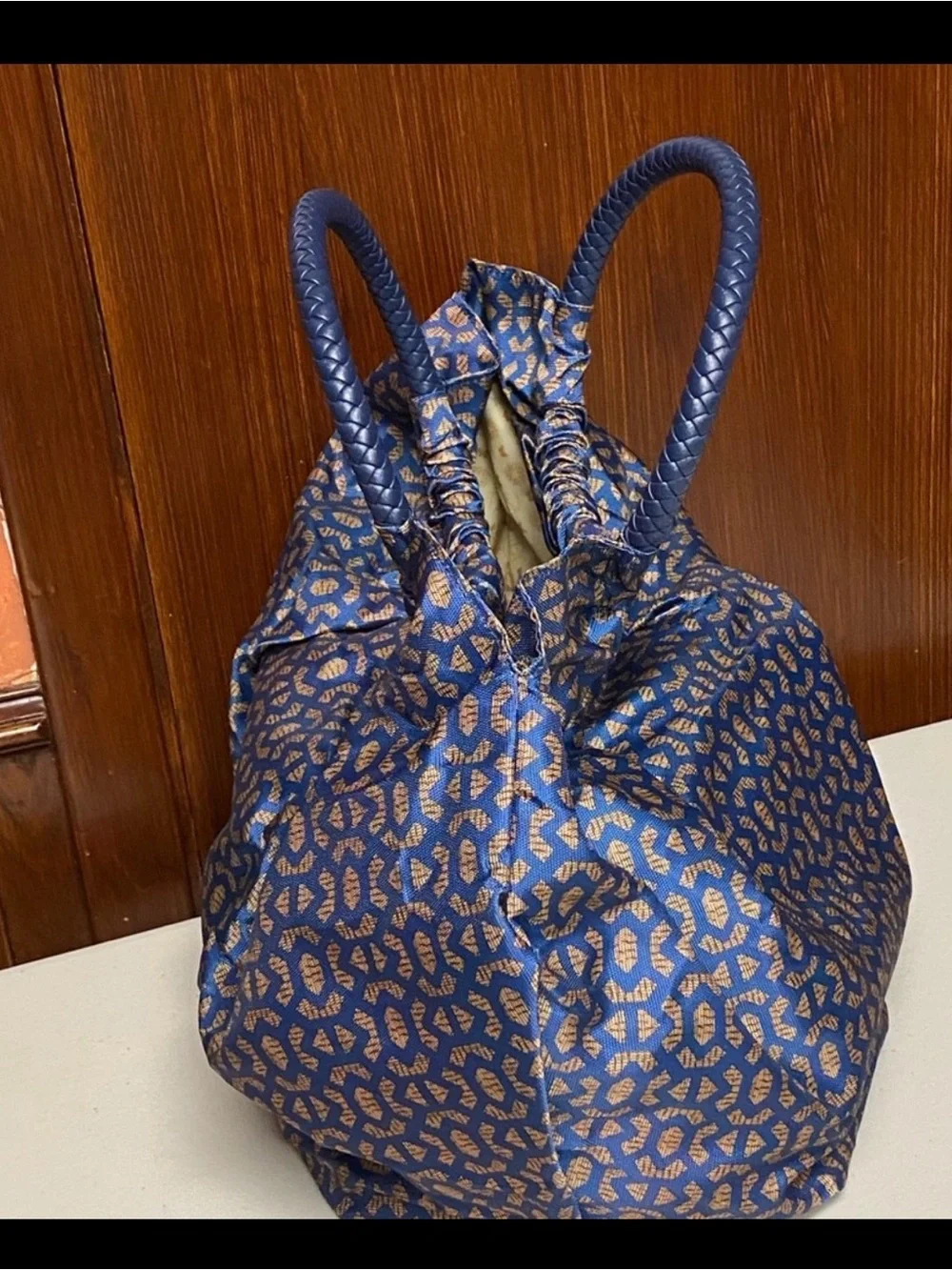 Blue Patterned Round-Handle Women’s Tote Bag